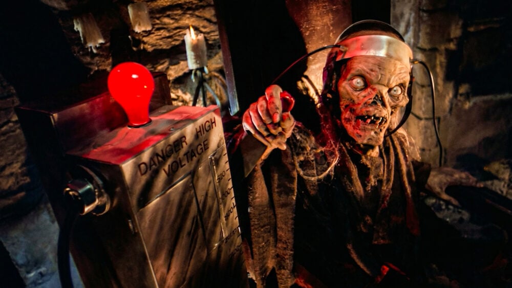 Horror Beat: TALES FROM THE CRYPT Still A Raunchy Good Time 37 Years Later