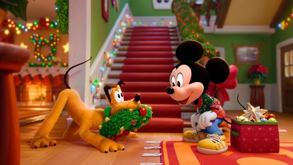 Mickey Mouse pulls a Kevin McCallister in new animated Christmas special