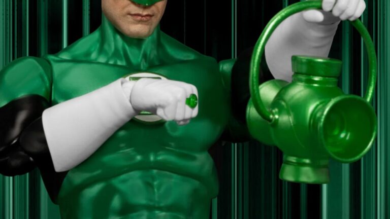 Beast Kingdom Powers Up Green Lantern with New DAH Figure Release