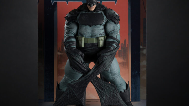 McFarlane Toys, DC Direct Unveil Absolute Batman #1 1:10 Resin Statue