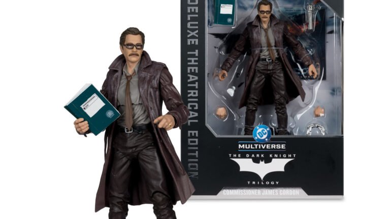 Commissioner Gordon Arrives with New The Dark Knight Deluxe Figure
