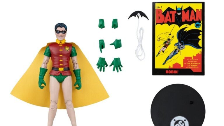 Red Platinum DC Comics Page Punchers: Dick Grayson (Robin) Revealed